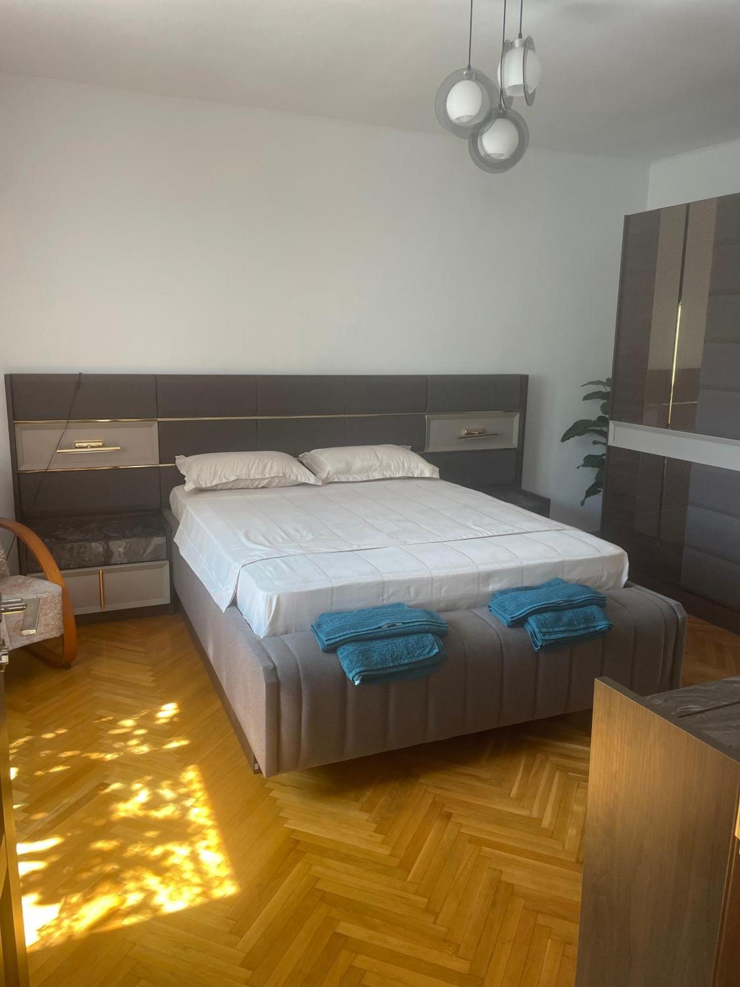 Ana'S Home Сибиу Экстерьер фото
